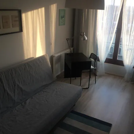 Penguin 2221 Apartment *